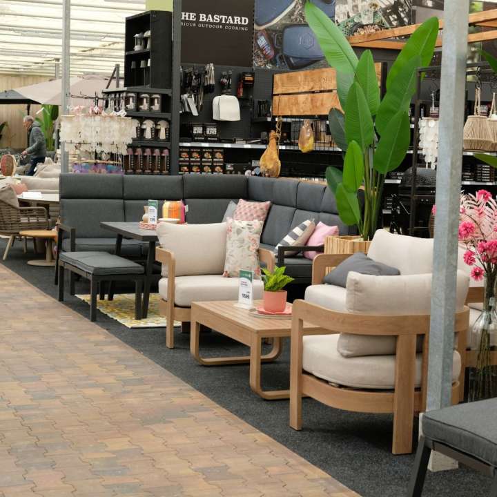 Tuinmeubelen van topmerken kopen? Kom naar GroenRijk Beneden Leeuwen! Tuinmeubelen van topmerken kopen? Kom naar GroenRijk Beneden Leeuwen!