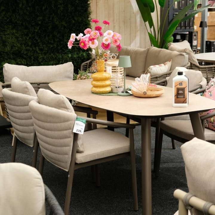 Loungeset of tuinset kopen? Kom naar GroenRijk Beneden Leeuwen! Loungeset of tuinset kopen? Kom naar GroenRijk Beneden Leeuwen!