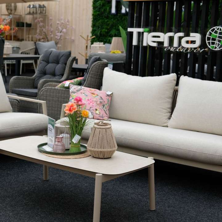 Tuinmeubelen van tuincentrum GroenRijk Beneden Leeuwen!