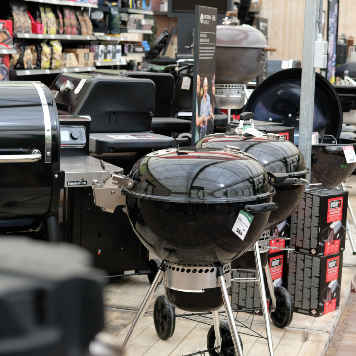 Weber houtskool BBQ van tuincentrum GroenRijk Beneden Leeuwen!