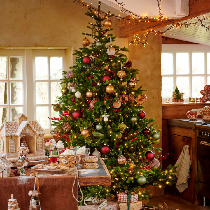 Kersttrends van GroenRijk Beneden Leeuwen: kunstkerstboom kopen!