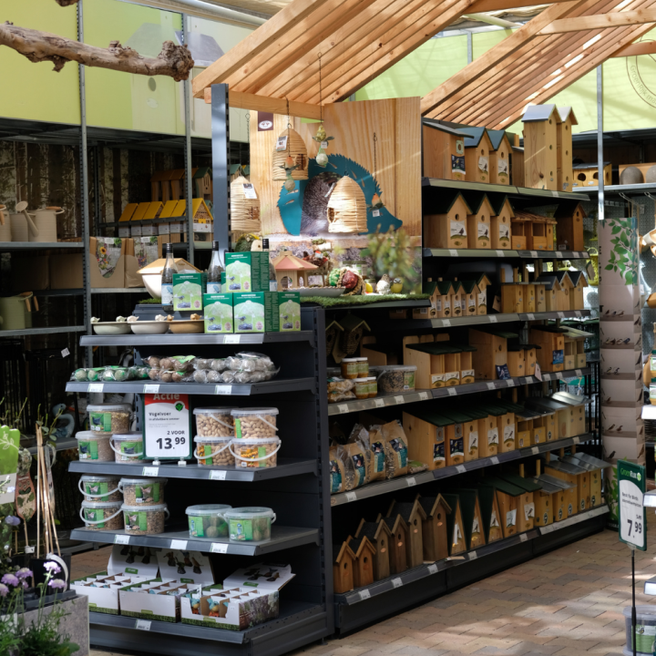 Alles voor vogels in de tuin koop je bij GroenRijk Beneden Leeuwen!